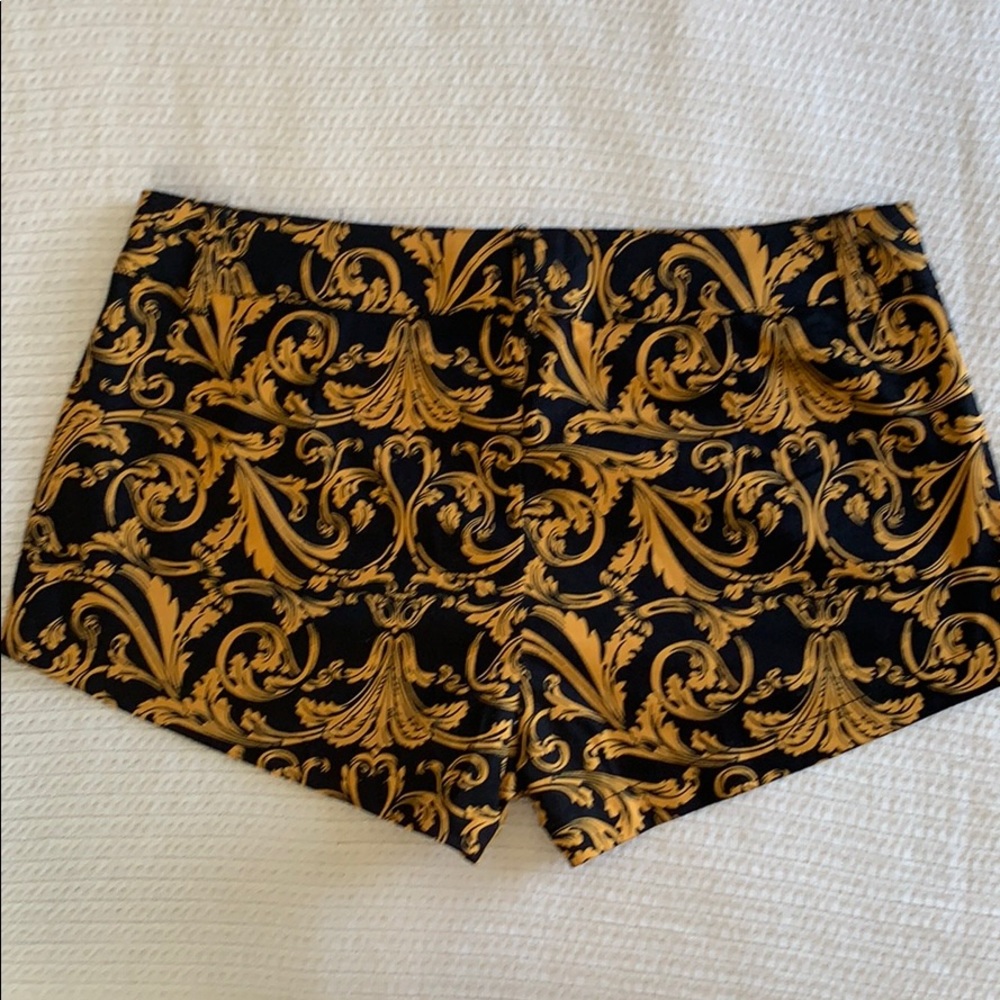 Shorts Pattern Print - image 2